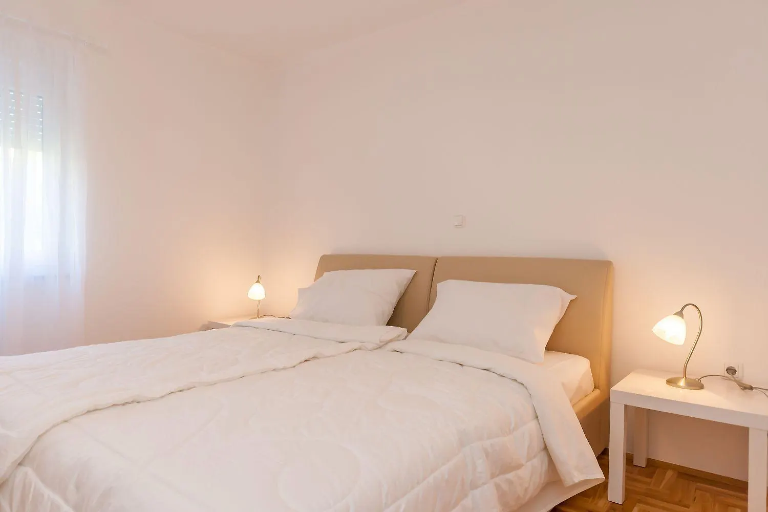 Apartment Entspannen Sie Sich In Dieser Modernen Unterbringung In Baska Auf Krk